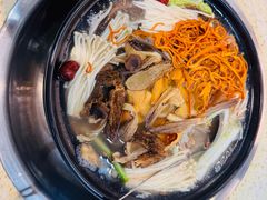 -九寨特色牦牛肉汤锅 羊肉汤锅