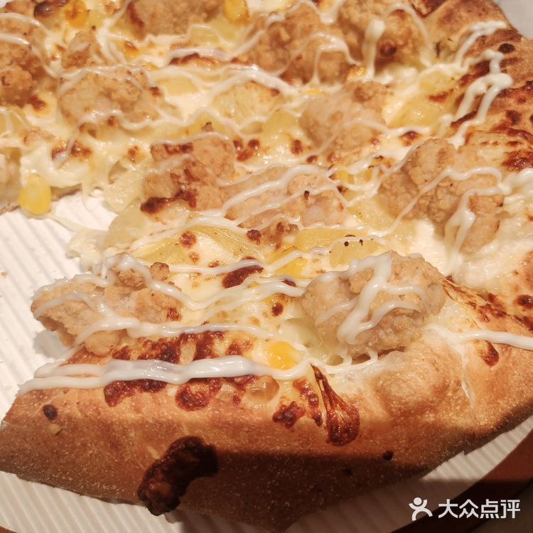 必胜客新品爆香大颗粒鸡披萨！诚意满满！！