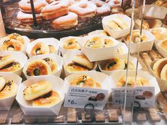 -巴黎贝甜(大宁国际商业广场店)