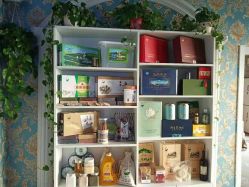 -阿茹娜美容会馆