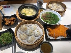 -馋三尺蟹粉小笼(人民广场店)