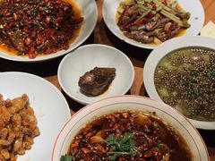 麻辣兔头-双流老妈兔头(荟聚店)