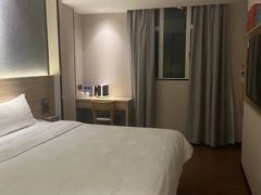 -文星酒店(广州北京路步行街海珠广场地铁站店)