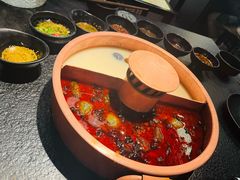 煳辣牛油骨汤鸳鸯锅-重八牛府之小有名气(大望路店)