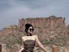 -冰沟丹霞旅游景区