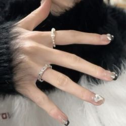 -悦指间美甲美睫