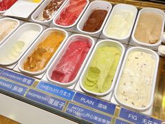 -MADO冰淇淋咖啡馆(淘金店)