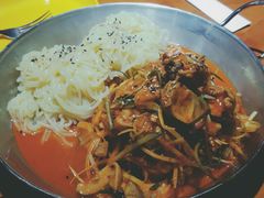 拌面-BHC炸鸡(明洞总店)