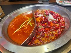 -沸炉重庆老火锅(军事博物馆店)