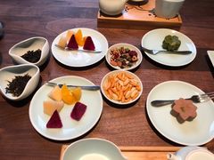-梅间堂茶馆(绿地缤纷城店)