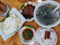 -丘艳豆花饭大排档(大坪店)