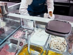 -VENCHI 闻绮(上海佛罗伦萨小镇店)