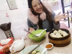 -曼曼汤包(建国西路店)