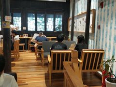 -猫的天空之城概念书店(杭州南宋御街店)