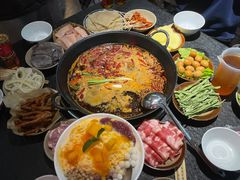 -四小区火锅·巷子里的重庆火锅(花照壁店)