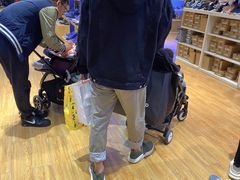 -斯普瑞斯奥特莱斯
