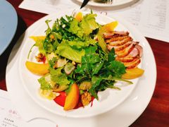红树根鸭胸肉沙拉-Suerte音乐餐厅