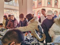 -首创奥特莱斯(西安店)
