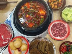 -钱摊摊安顺夺夺粉火锅(宏大广场店)
