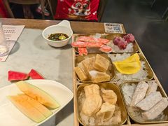 -尚尚仙·酸汤猪手·猪肚鸡火锅(华联万柳购物中心店)