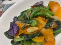 -万龙洲海鲜(大兴绿地缤纷城店)