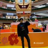 海绵宝宝降落在大悦城楼顶了？