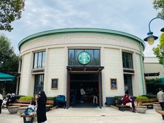 -星巴克(迪士尼小镇店)