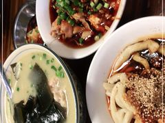 -中和裴氏蹄花(府河路店)