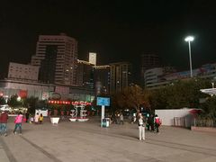 -上海站南广场-停车场