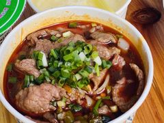 -罗氏热干牛肉面馆(玫瑰街总店)