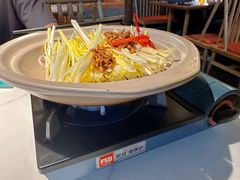 砂锅焗韭黄-筱爷叔·上海传统手工菜(玉树路店)