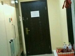 -德全心悦酒店(北京金台路地铁站店)