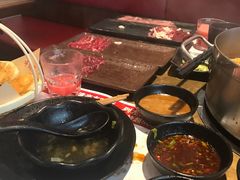 -左庭右院鲜牛肉火锅(金山万达店)