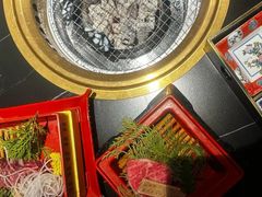 -山川小町·极番烧肉(新地假日广场店)