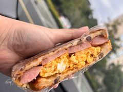 -爱啤精酿·民谣酒馆(滨江店)