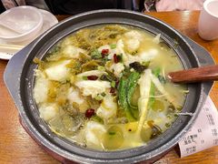 -周鱼小馆石锅酸菜鱼(活力汇店)