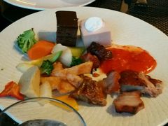 -唐拉雅秀酒店-西锦汇空中BBQ·思创餐厅