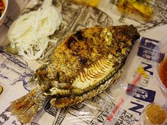 -席娜卡琳火车铁道夜市