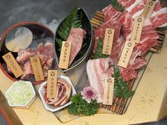 -铭牛烧肉·和牛海鲜自助(高新月牙湖店)