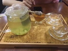 -蜜蜂家的红茶馆(华府店)