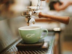 -Line 咖啡(石厦花园店)