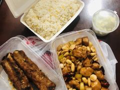 -十二饭点·川菜(北站圆融店)