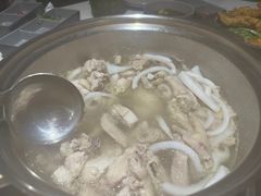 -喃喃椰·糟粕醋·椰子鸡火锅(七堡花园店)