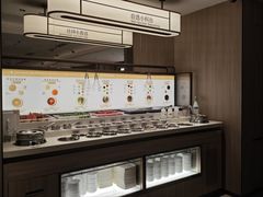 -海底捞火锅(杭州庆春路夜宵主题店)