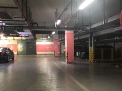 -上海喜玛拉雅酒店-停车场