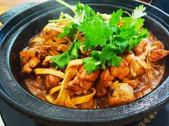 -鱼众不同·鸡公煲·烤全鱼(国顺路店)