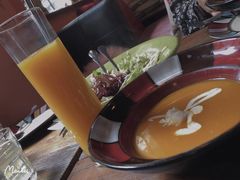 -SISTERS BAR RESTAURANT川意酒馆(嘉善老市H楼店)