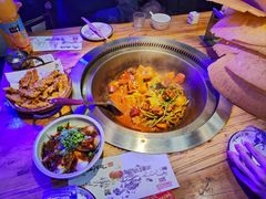 -山河屯铁锅炖(哈西站店)