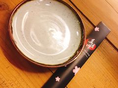 餐具摆设-鸟鸣门屋台料理(金帝银泰店)