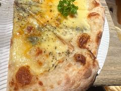 奶酪四拼披萨-巴别塔法餐舍(合作路店)